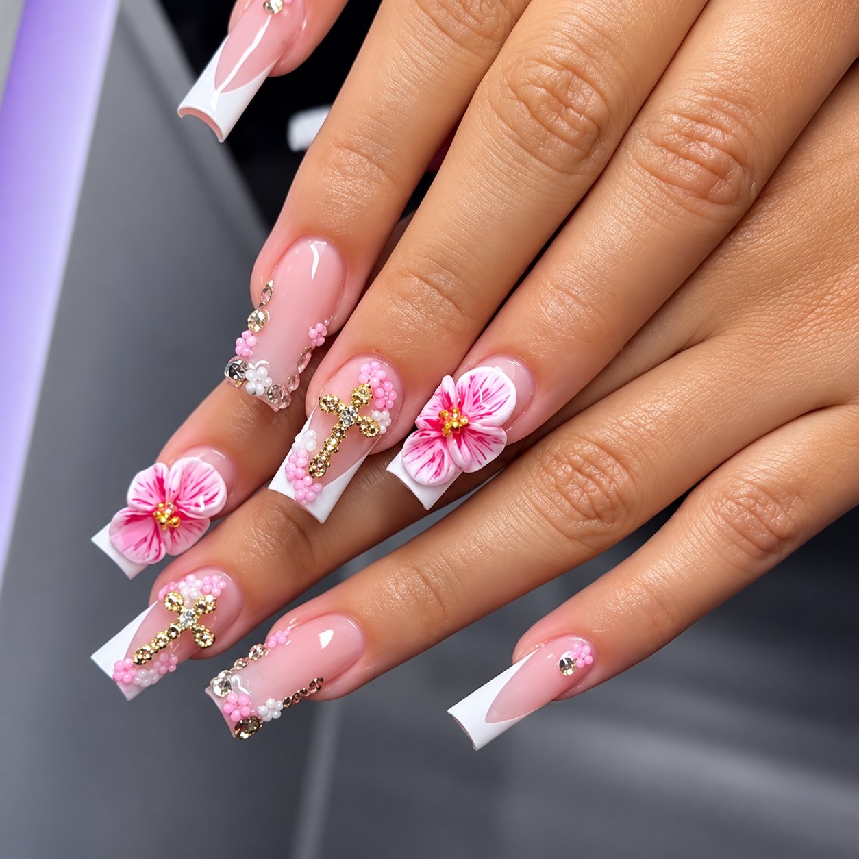 Zara Nails